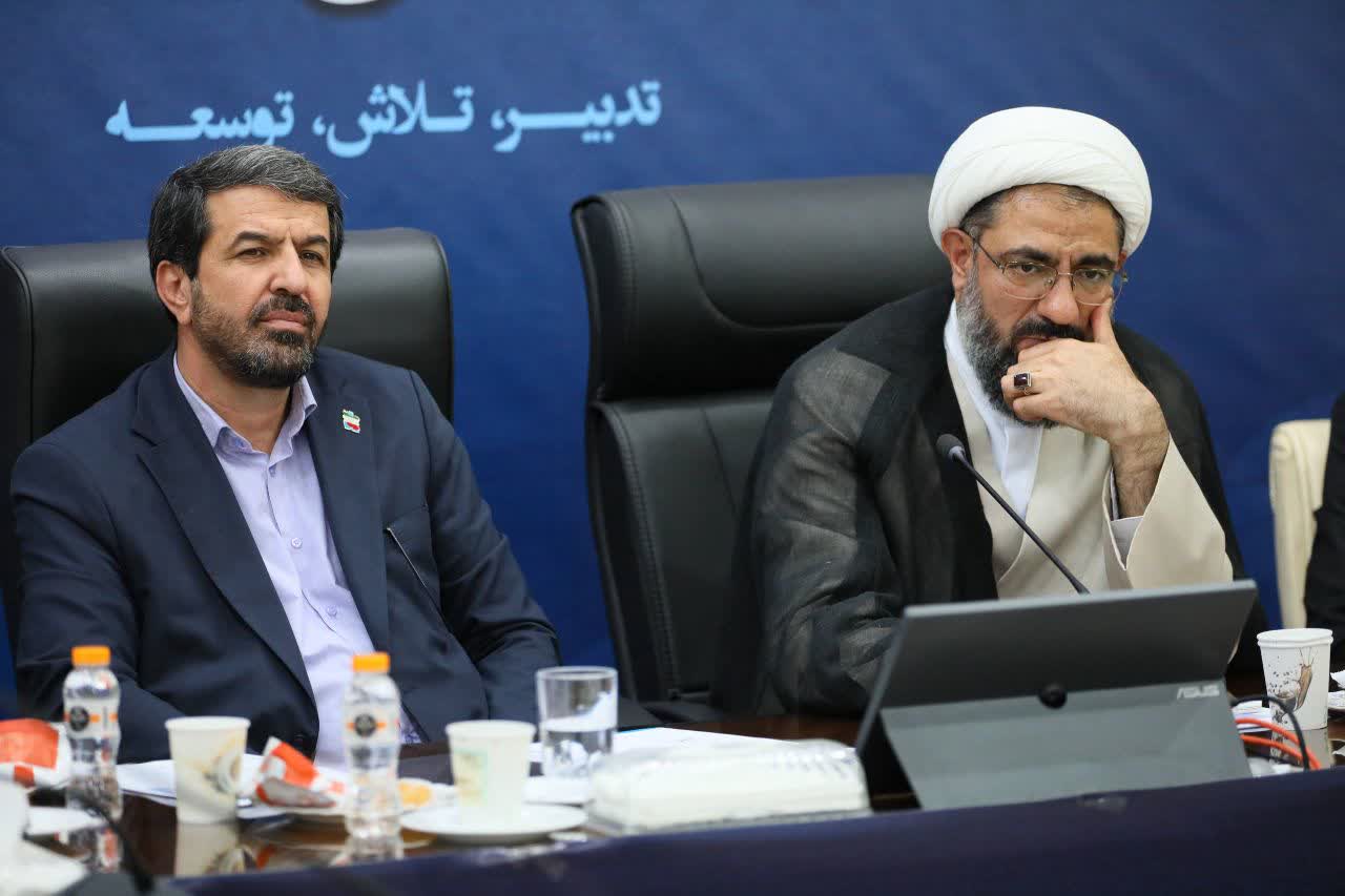 اولین جلسه شورای اقامه نماز و سیاستگذاری بنیاد مهدویت استان همدان
