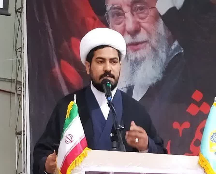 ترویج فرهنگ نماز در تجمعات مردمی شهرستان فردوس انجام میشود