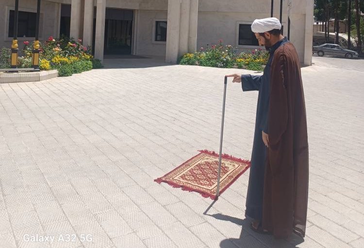 اجرای تعیین قبله با روش شاخص در نمازخانه ادارات لرستان