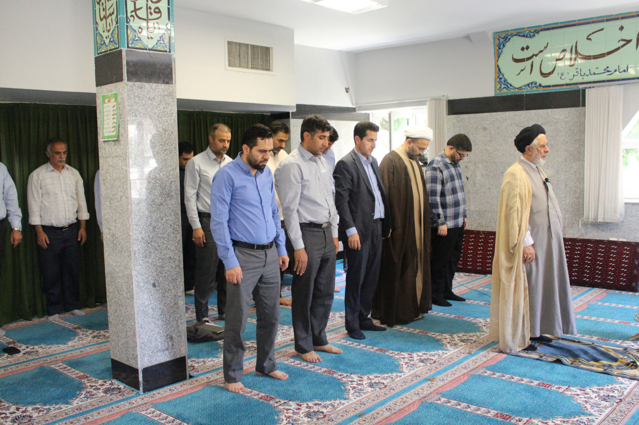 جلسه تدوین برنامههای توسعه و ترویج اقامه نماز در دستگاههای تابعه وزارت اقتصاد و دارایی استان قزوین برگزار شد
