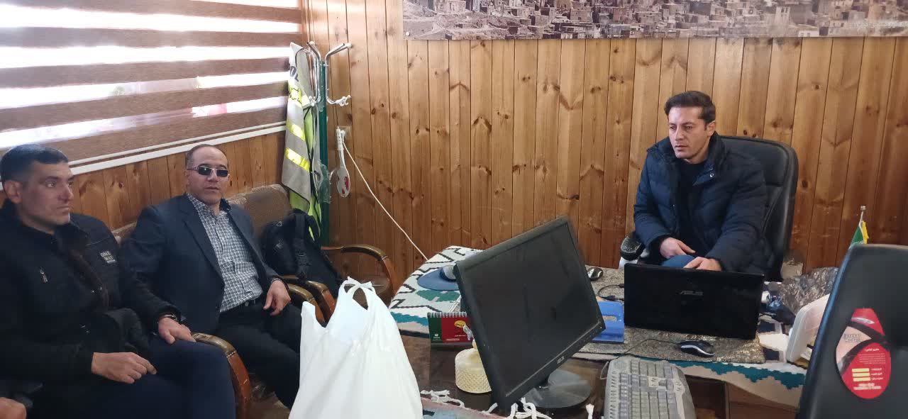 بازدید و تجهیز نمازخانه های بین راهی شهرستان اسکو