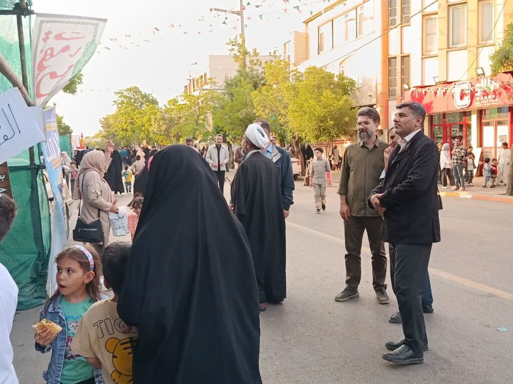 حضور ستاد اقامه نماز زنجان در جشن بزرگ عید غدیر