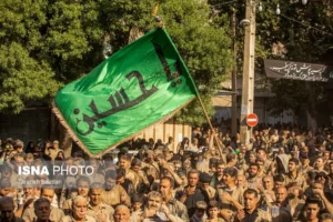 آیین گل مالی در روز عاشورا خرم آباد