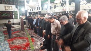 نماز ظهر عاشورا در حرم مطهر رضوی، خیابان های منتهی به حرم و شهرستان های استان اقامه شد