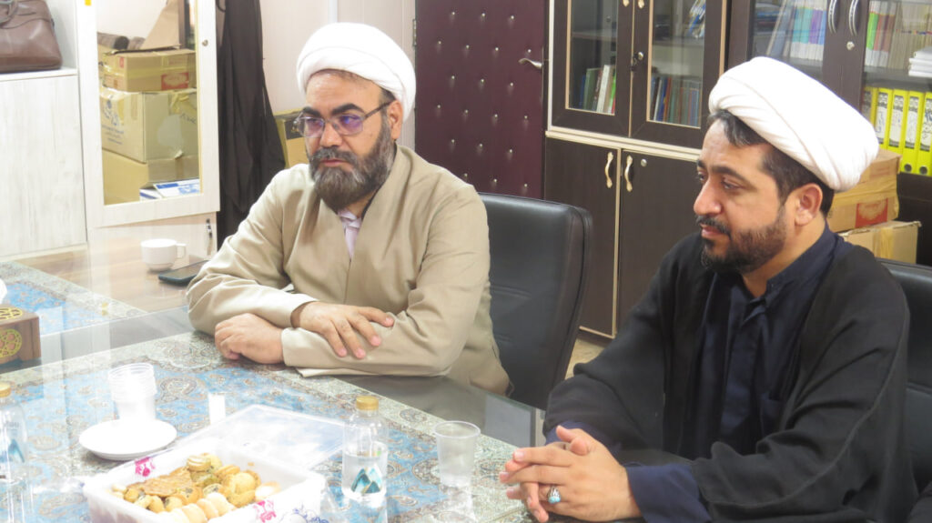 دیدار مدیر ستاد اقامه نماز با مسئول جدید دفتر نمایندگی مقام معظم رهبری در دانشگاه فرهنگیان یزد برگزار شد