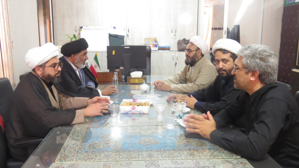 دیدار مدیر ستاد اقامه نماز با مسئول جدید دفتر نمایندگی مقام معظم رهبری در دانشگاه فرهنگیان یزد برگزار شد