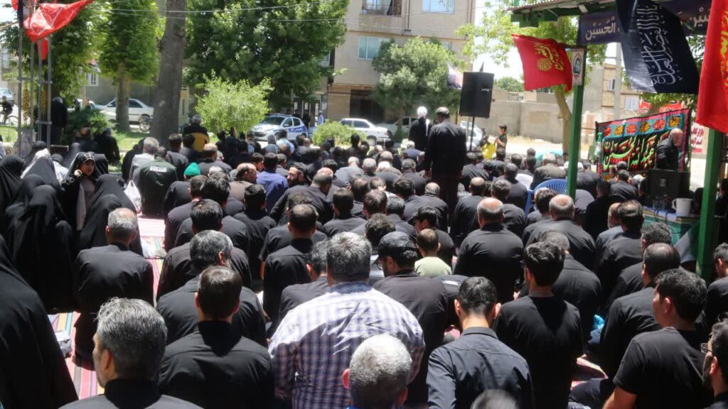 نماز جماعت باشکوه ظهر عاشورا در سرتاسر استان همدان