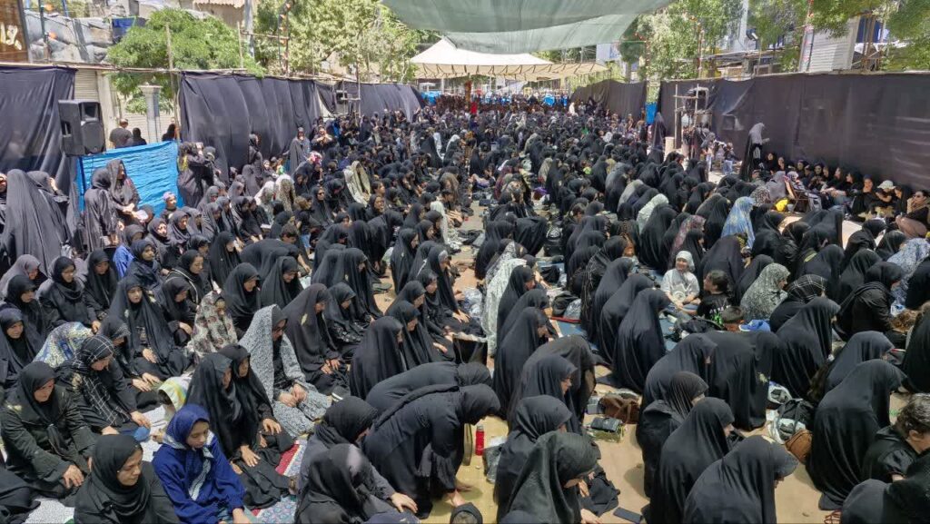 نماز جماعت باشکوه ظهر عاشورا در سرتاسر استان همدان