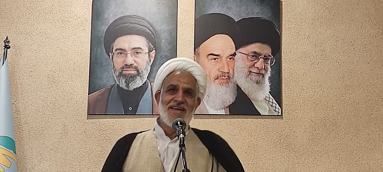 گردهمایی رابطین نماز ادارات در توزیع برق جنوب استان کرمان