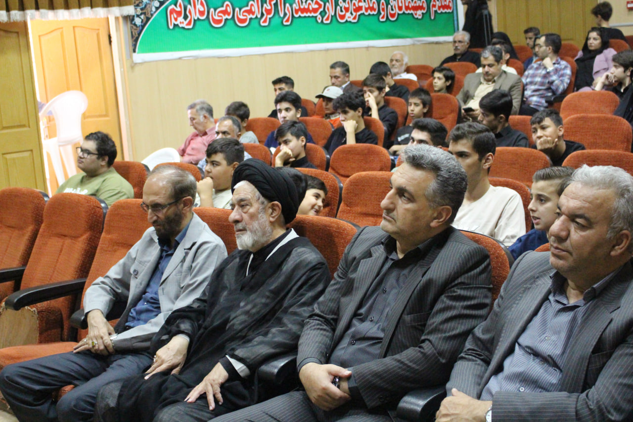هفتمین اجلاس سراسری نماز دانشآموزی استان قزوین برگزار شد