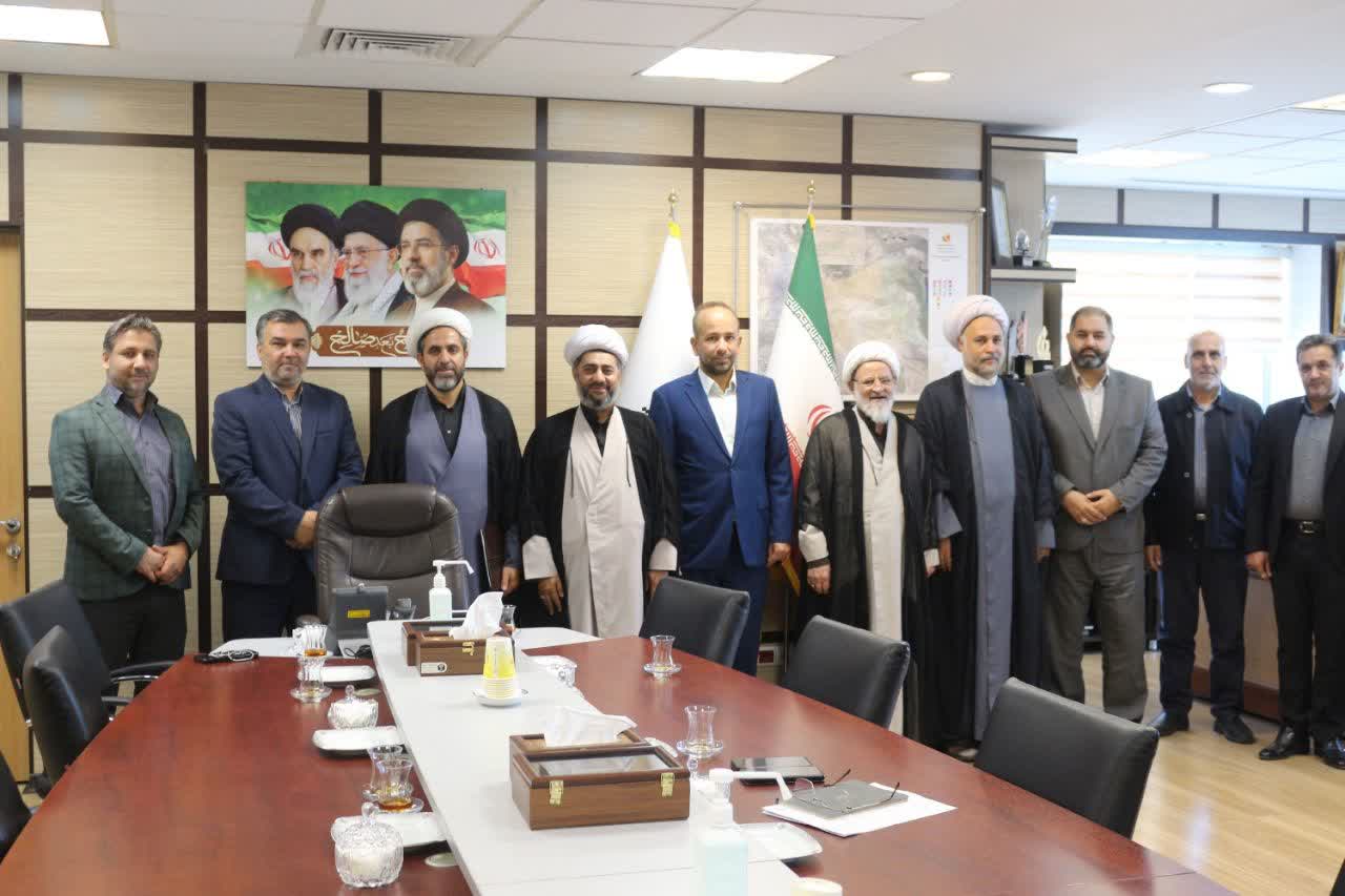 تفاهمنامه بومیسازی برنامههای اقامه نماز