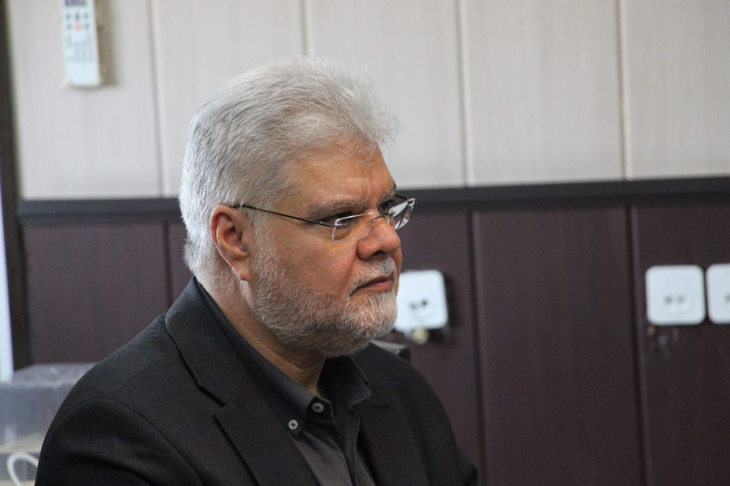 نشست صمیمی مدیر ستاد اقامه نماز استان تهران و مدیرکل آموزش و پرورش شهرستانهای استان برگزار شد