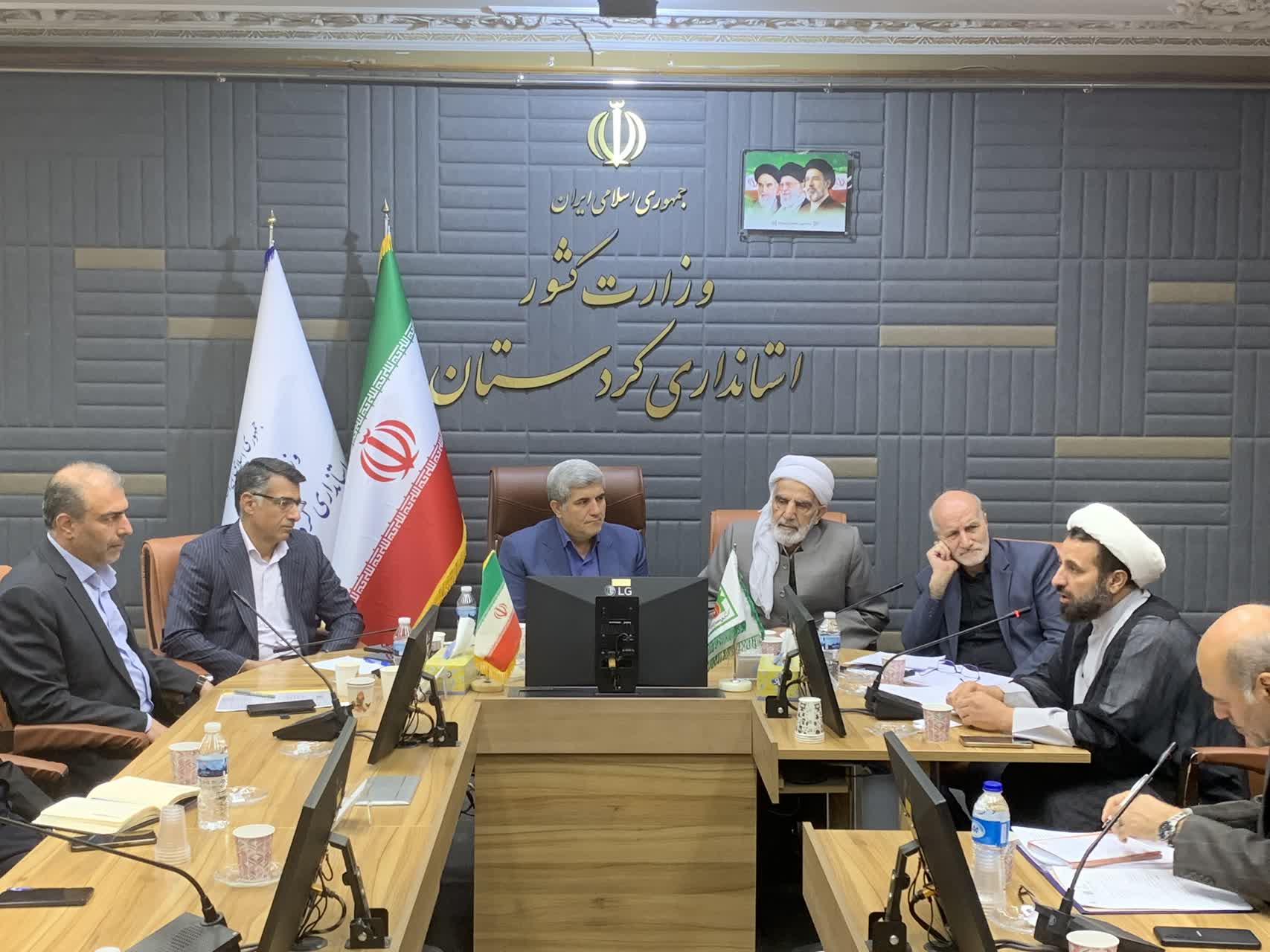 شورای اقامه نماز کردستان برگزار شد