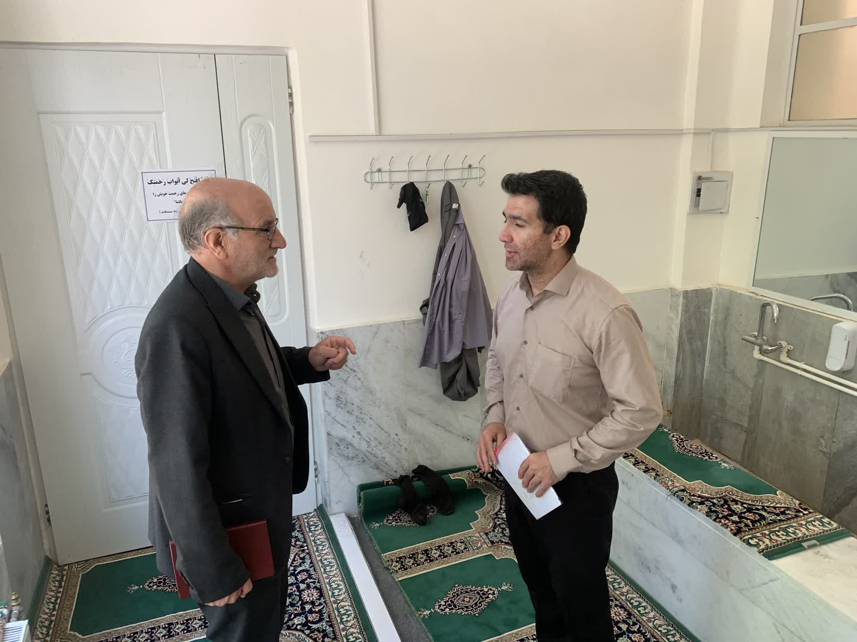 بازدید مدیر ستاد اقامه نماز استان کردستان از نمازخانههای دستگاههای اجرایی