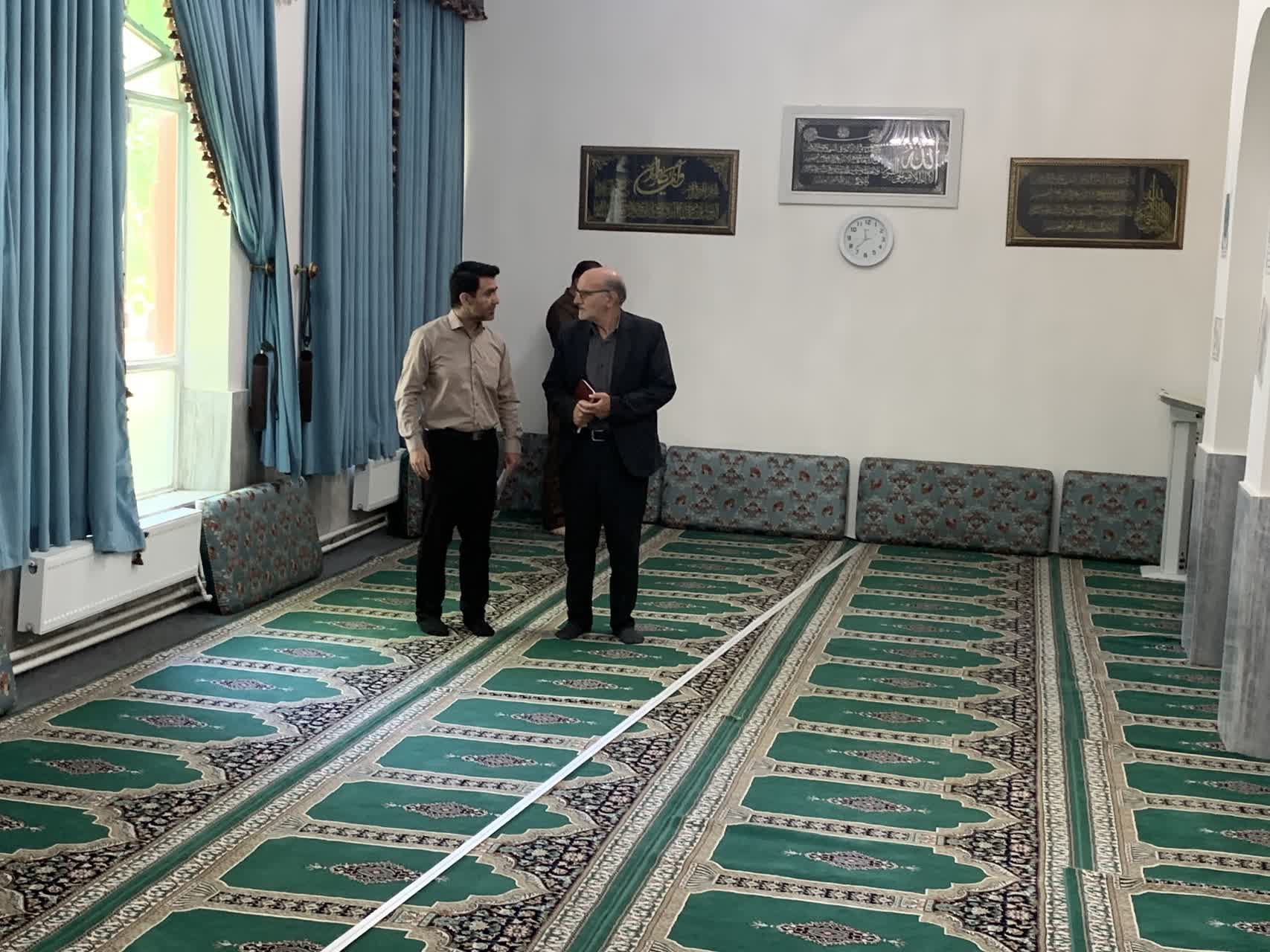 بازدید مدیر ستاد اقامه نماز استان کردستان از نمازخانههای دستگاههای اجرایی