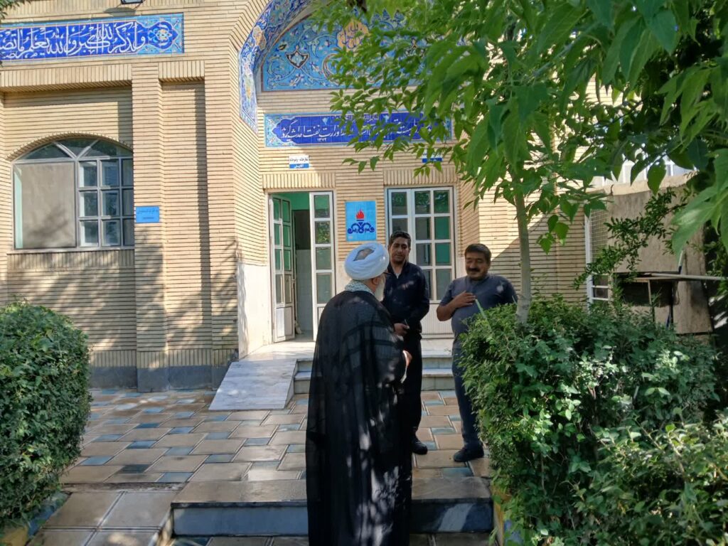 بازدید از نمازخانه های بین راهی