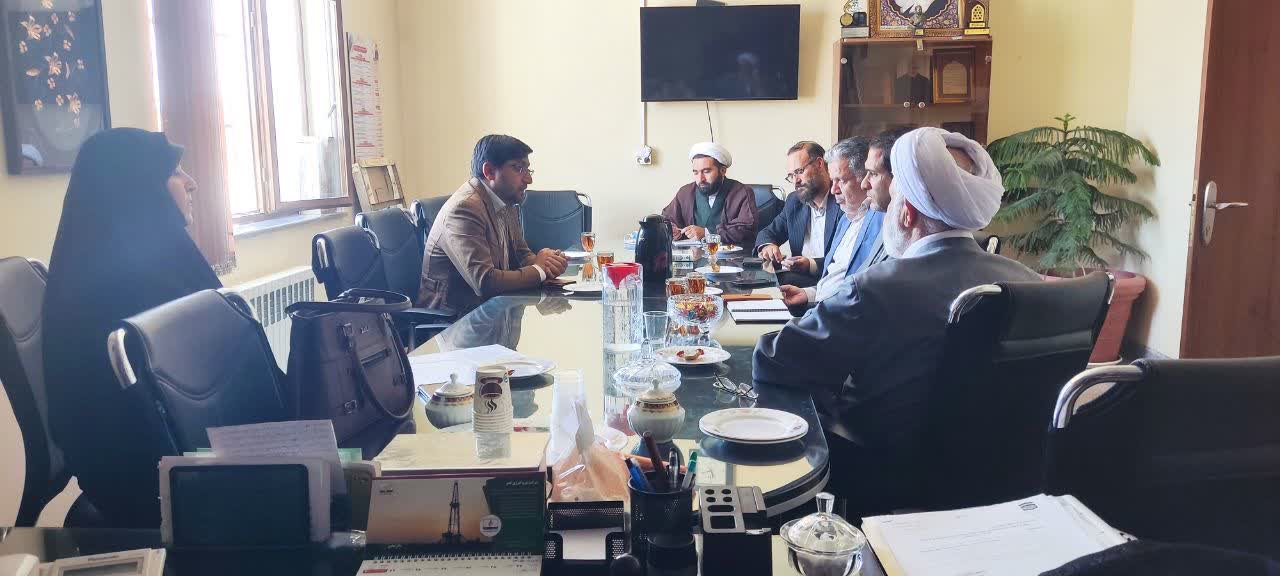 نشست هم اندیشی در خصوص برگزاری جلسه عهد آدینه در کرمان
