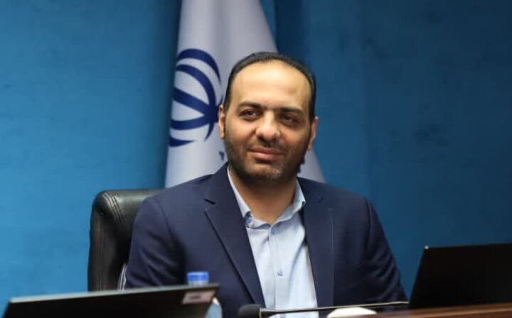 تصویر سازی از اقامه نماز ورزشکاران، بهترین راه تشویق جوانان به نماز است