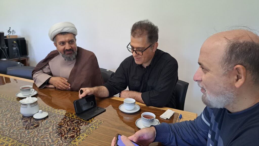 جلسه هماهنگی برنامه‌های دهه فرهنگی مسجد در صدا و سیمای زنجان برگزار شد