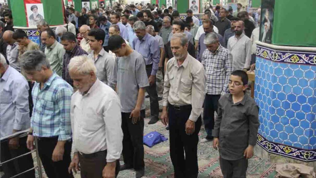 سخنرانی مدیر ستاداقامه نماز استان یزد پیش از خطبه های نماز جمعه به مناسبت دهه فرهنگی مساجد و توسعه و ترویج فرهنگ نماز