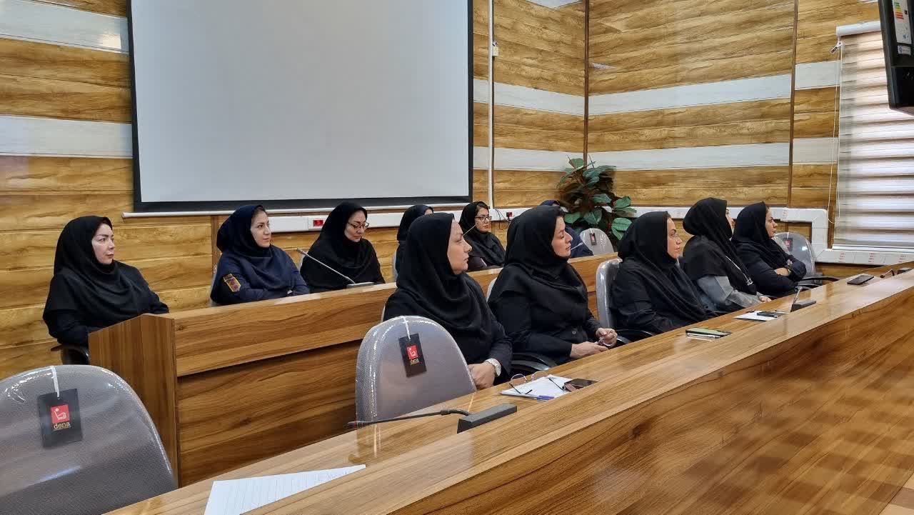 کارگاه آموزشی تشکیل و تحکیم خانواده در قرآن کریم در سازمان تامین اجتماعی برگزار شد