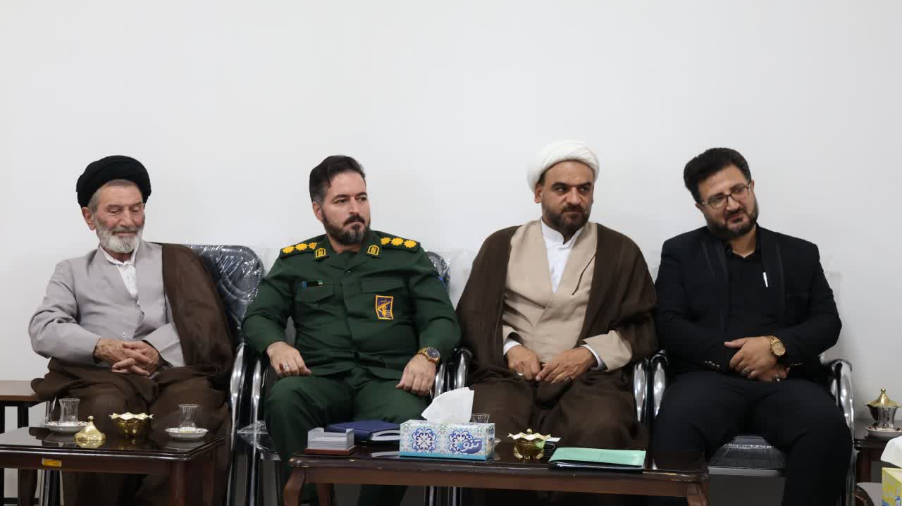 جلسه قرارگاه پشتیبانی از مساجد شهرستان مرند