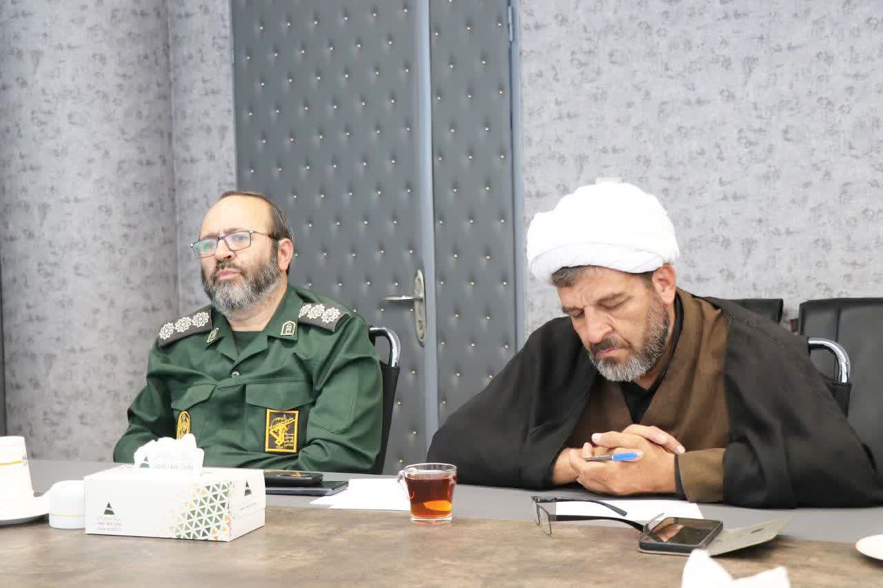 نشست قرارگاه پشتیبانی از مساجد منطقه آزاد ارس