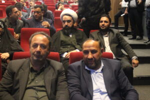 تجلیل از مدیر ستاد اقامه نماز آذربایجانغربی در جلسه شورای اداری استان
