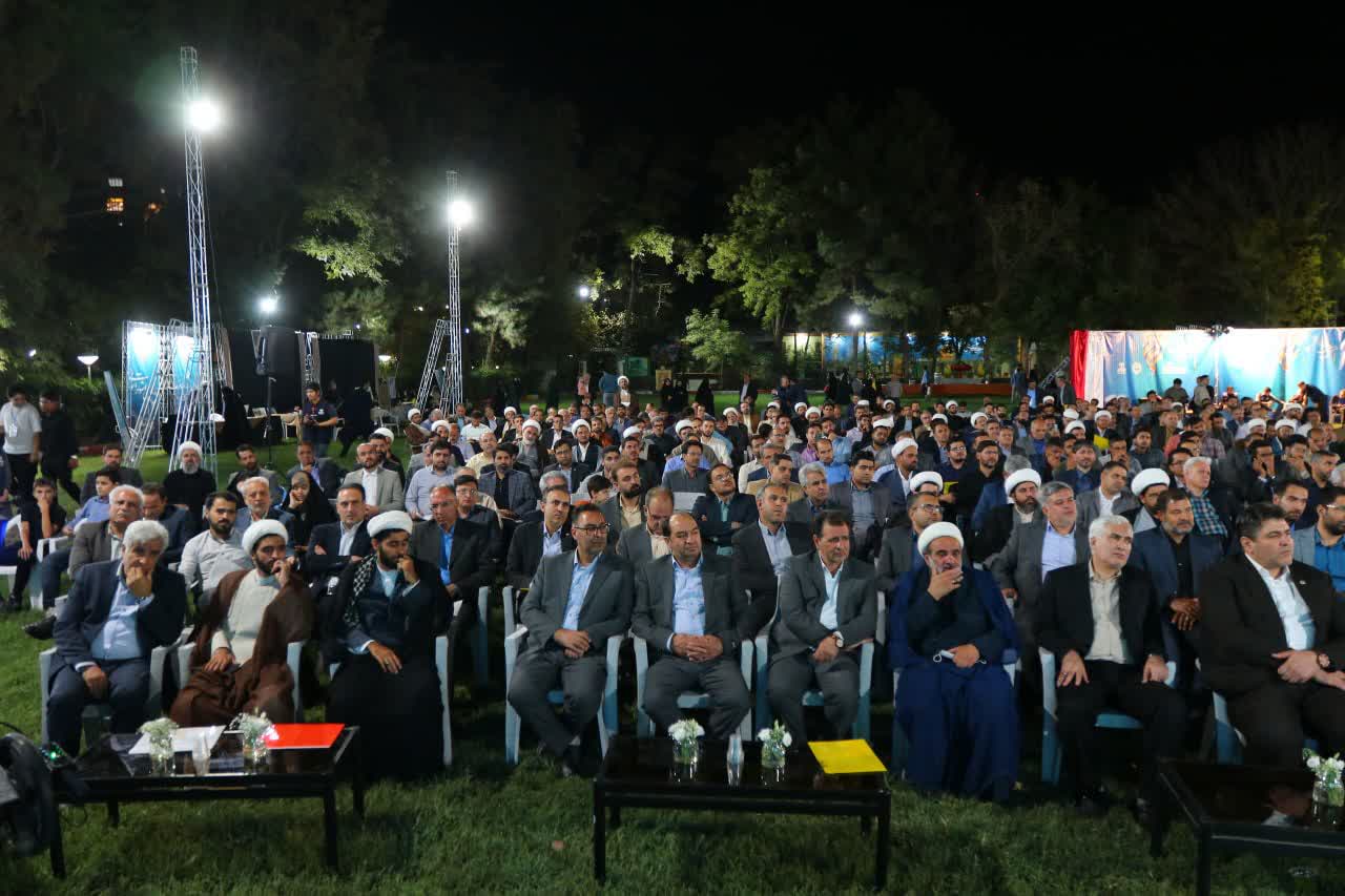 هفتمين اجلاس نماز دانش آموزی آموزش و پرورش استان