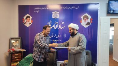 امضای تفاهم‌نامه همکاری میان مدیر ستاد اقامه نماز لرستان و مدیرکل پزشکی قانونی استان در دفتر ستاد.