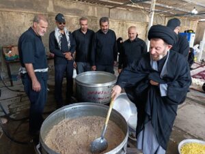 اقامه نماز و بازدید نماینده ولیفقیه از مواکب اربعین خرمآباد