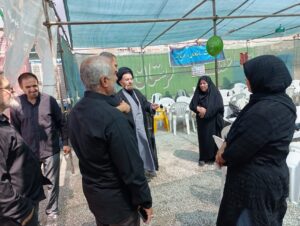 اقامه نماز و بازدید نماینده ولیفقیه از مواکب اربعین خرمآباد