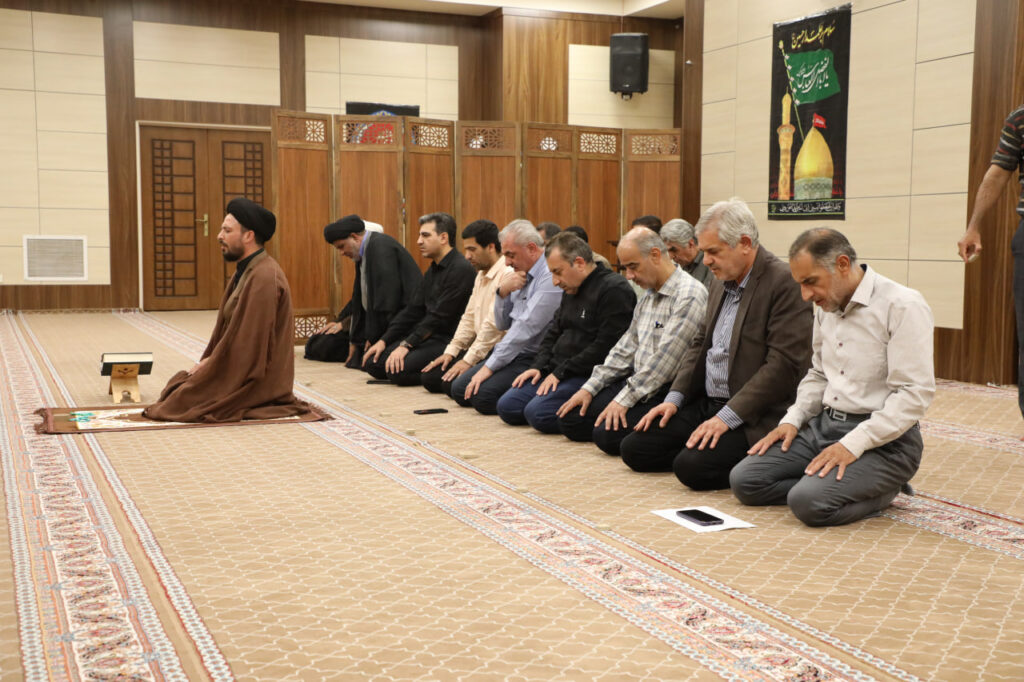 تفاهمنامه همکاری ادارهکل راهداری و حملونقل جادهای استان یزد و ستاد اقامه نماز استان به امضا رسید