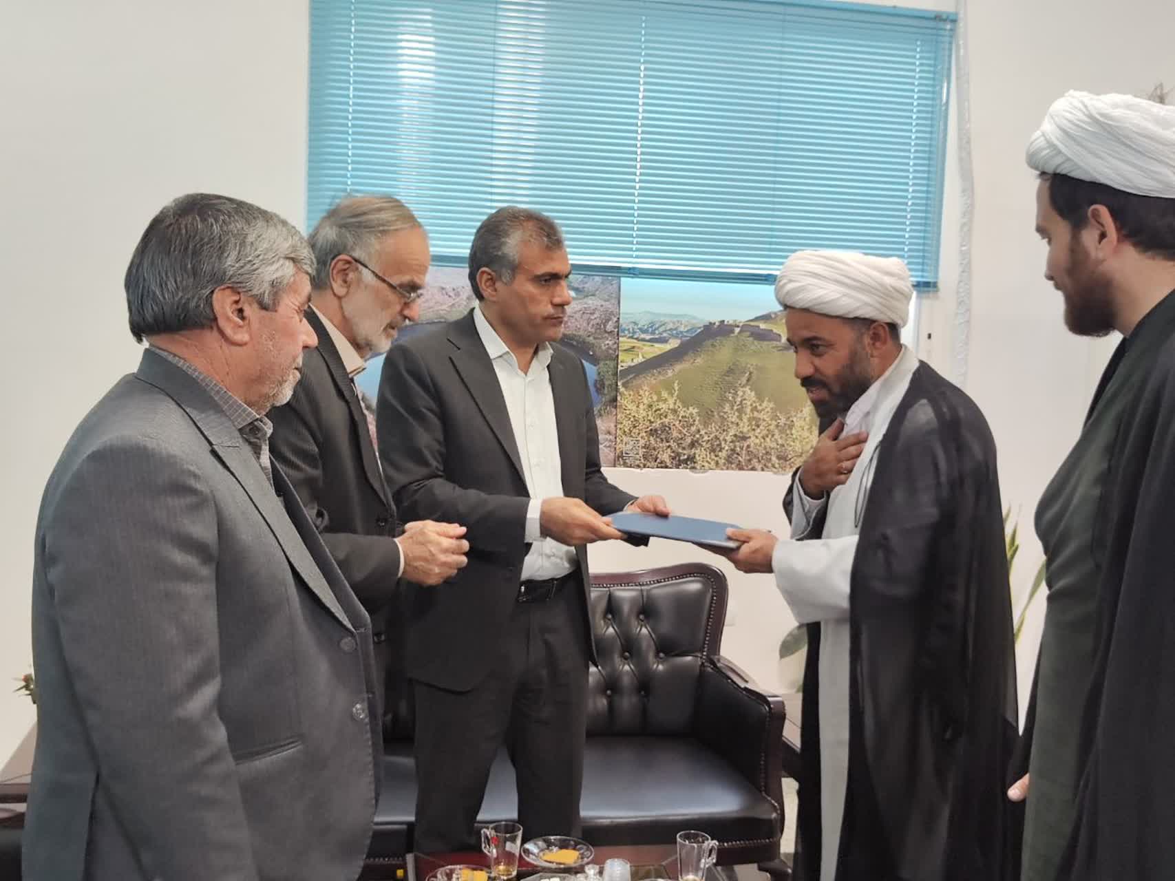 حجت‌الاسلام باقر سهرابی به عنوان دبیر جدید ستاد اقامه نماز شهرستان آبدانان منصوب شد
