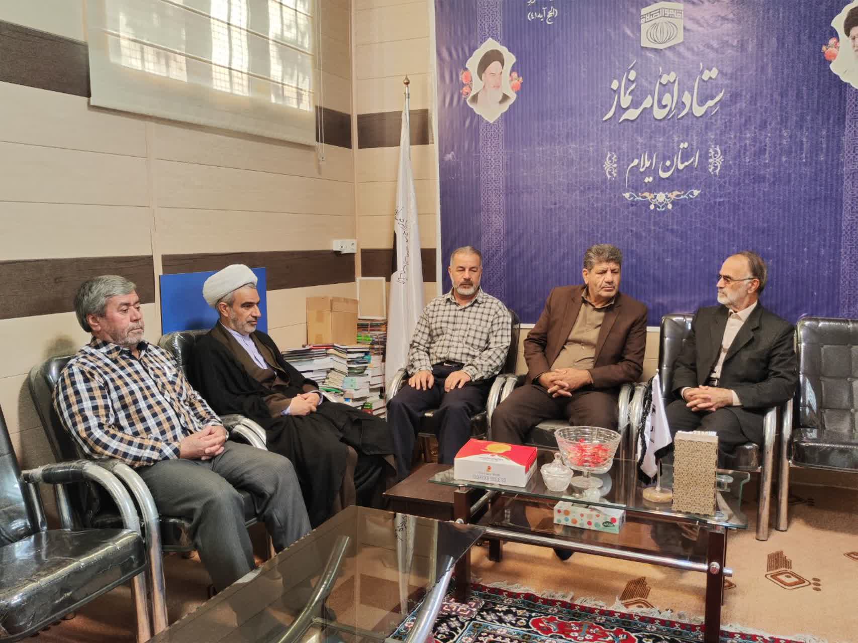 مدیرکل تعاون روستایی استان ایلام با مدیر ستاد اقامه نماز استان دیدار کرد