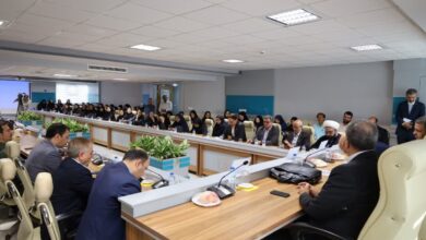تأکید بر نقش نماز در تربیت متوازن دانشآموزان در آیین افتتاح دورههای توانمندسازی مدارس غیردولتی