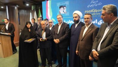 تجلیل از دستگاههای برتر نمازی در جلسه شورای اداری آذربایجانغربی