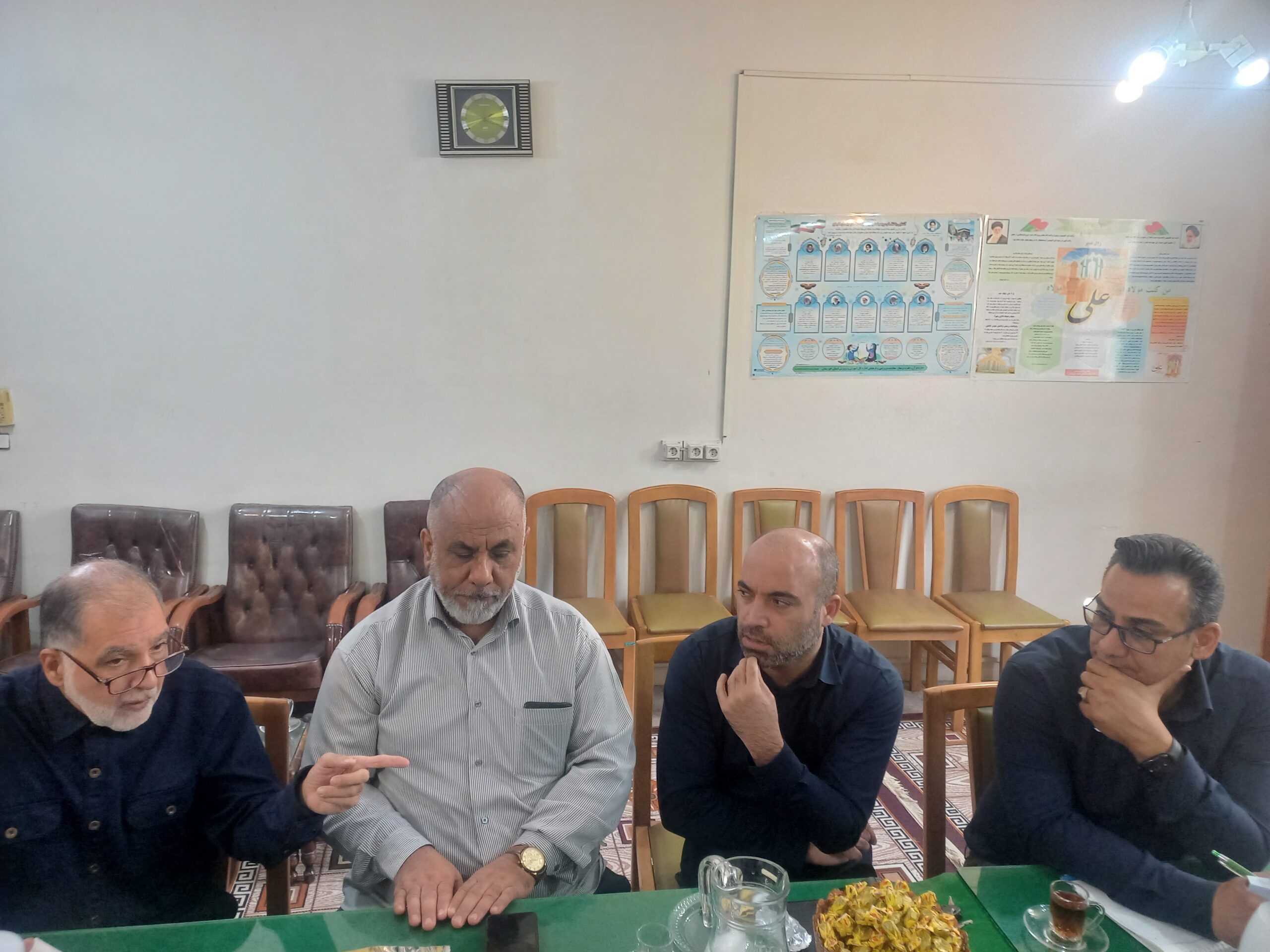 جلسه بررسی مشکلات مساجد و نمازخانه های پایانه های مرزی برگزار شد
