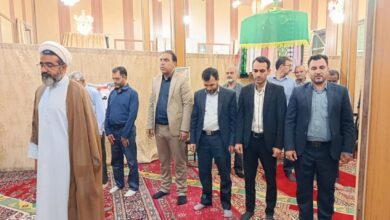 اقامه نماز وحدت بخش ادارات شهرستان کوهبنان در مسجدالرسول شهرستان