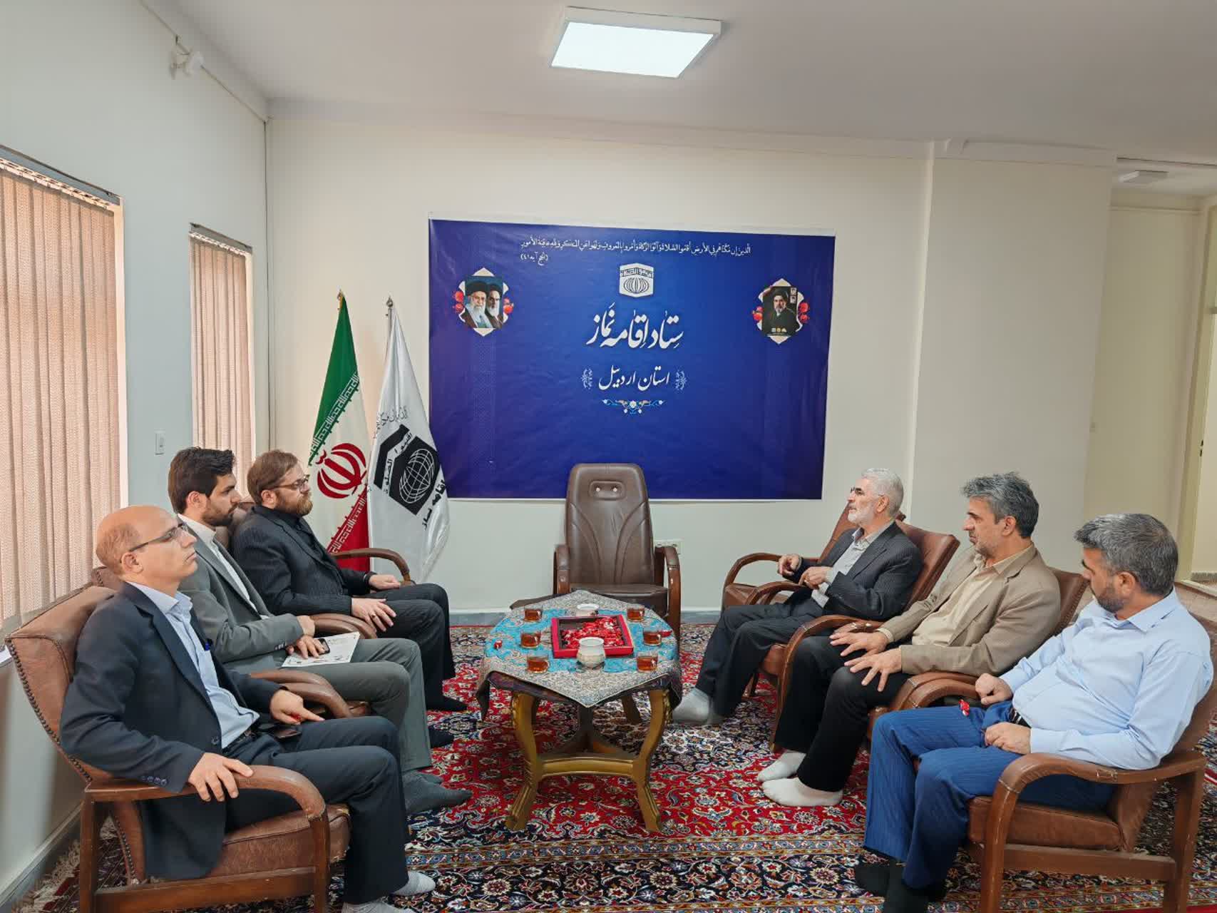تفاهمنامه کتابخانه های عمومی و ستاد اقامه نماز