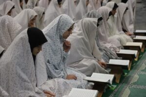 زنگ نماز در مدارس گلستان نواخته شد