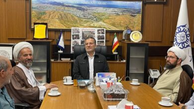 مدیر ستاد اقامه نماز استان مرکزی با شهردار اراک دیدار کرد