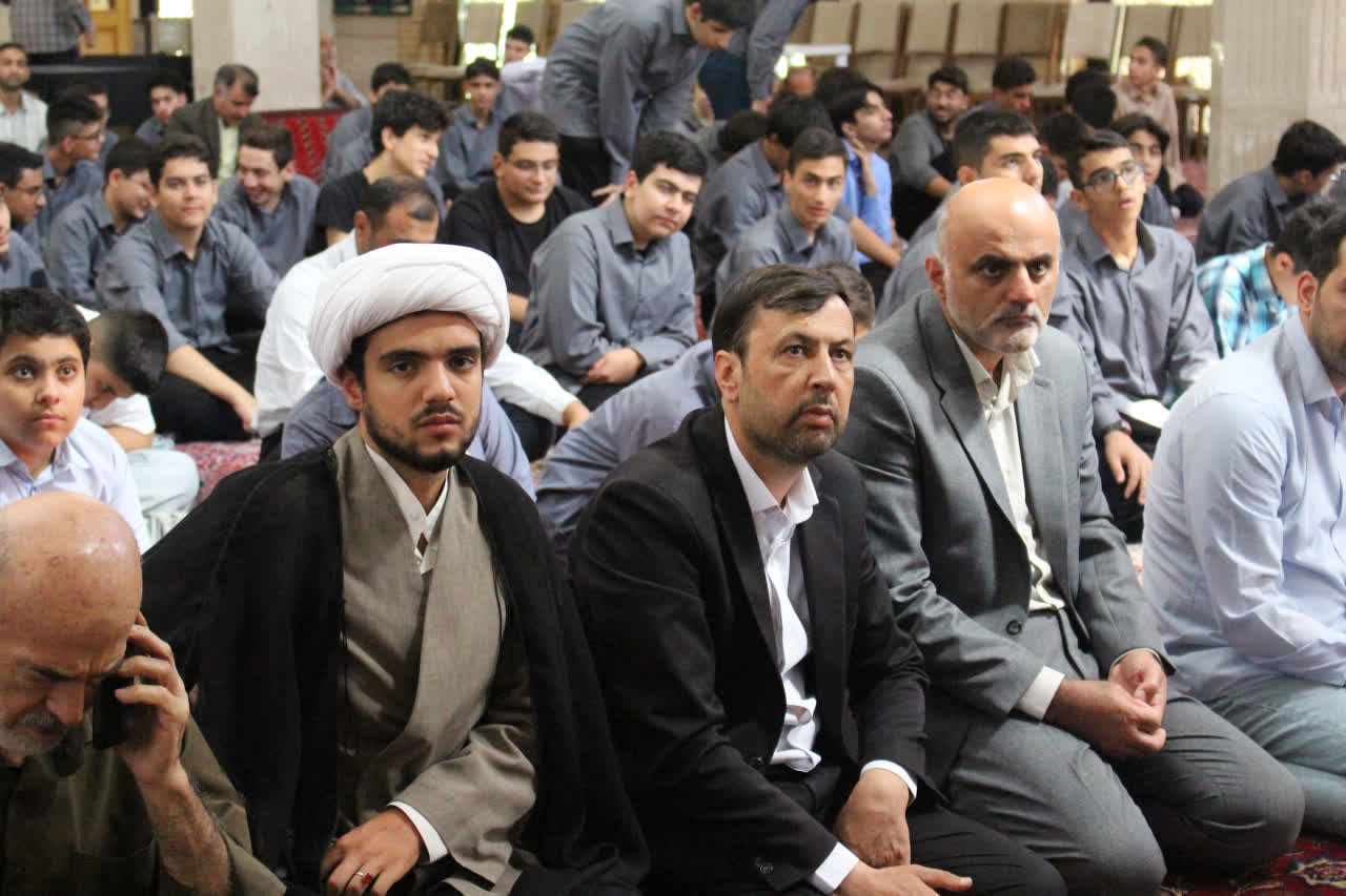 نماز، پرچم اسلام و ستون دین است