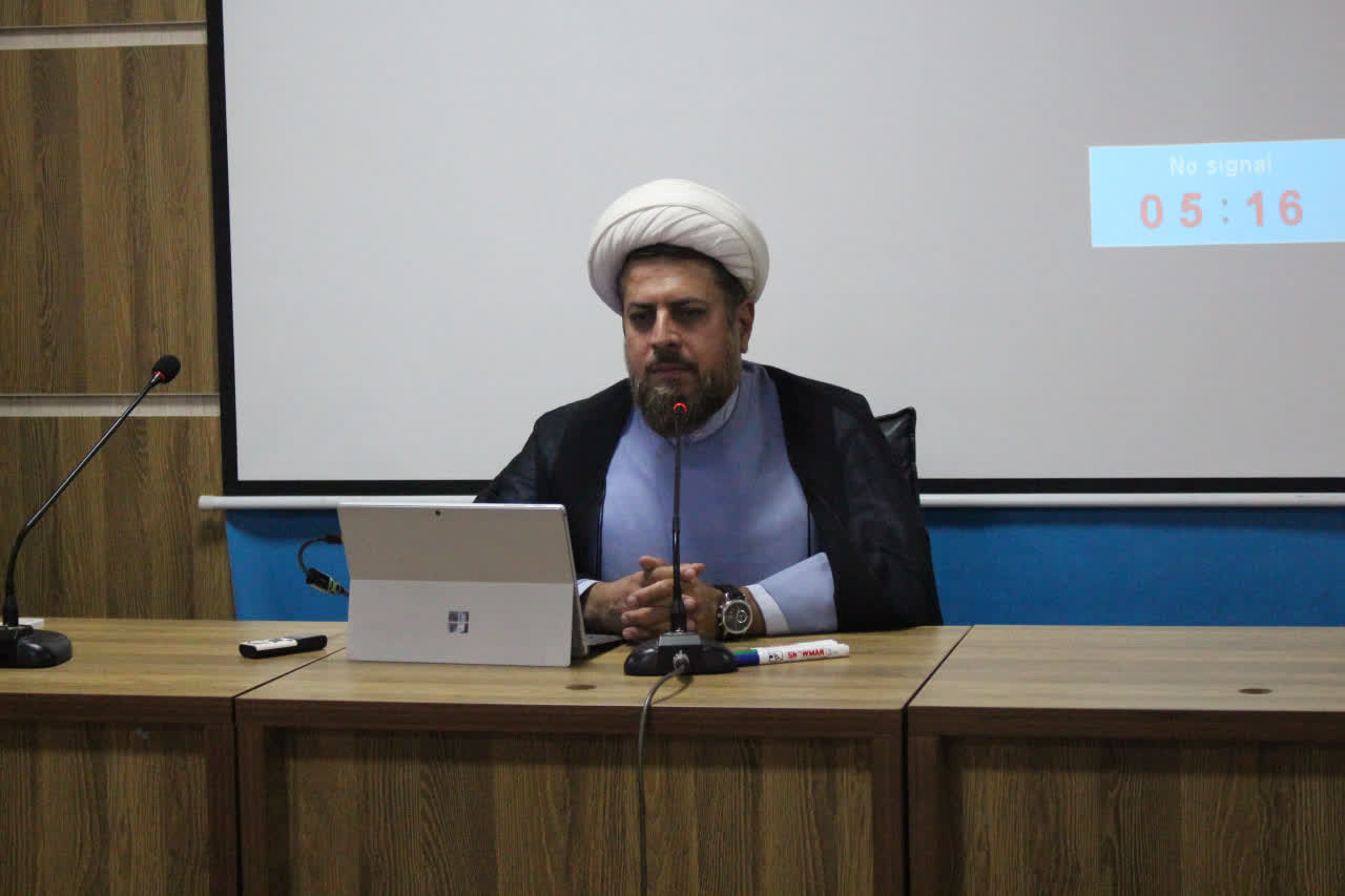 دوره آموزشی ائمه جماعات دستگاههای اجرایی قزوین با تأکید بر ترویج نماز در مدارس و ادارات برگزار شد