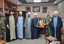 دیدار مدیر ستاد اقامه نماز زنجان با فرمانده ارتش و تجلیل از سربازان فعال فرهنگی و نمازی