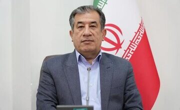 حمید کشکولی معاون توسعه مدیریت و منابع استانداری لرستان در گفتوگو درباره نقش نماز در سلامت اداری