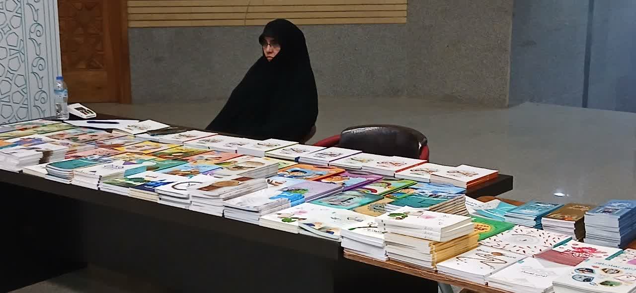 برگزاری نمایشگاه کتاب نماز استان آذربایجان شرقی