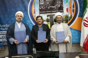نشست امضای تفاهم‌نامه بومی‌سازی‌ دانشگاه شهید مدنی آذربایجان