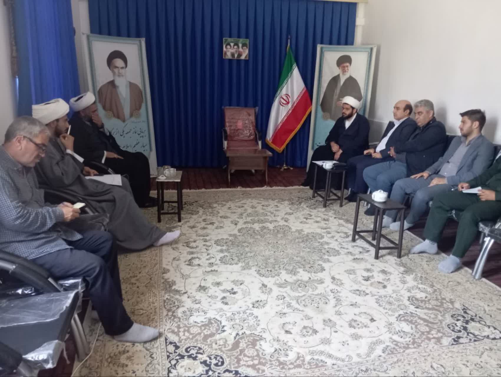 جلسه قرارگاه پشتیبانی از مساجد شهرستان خداآفرین