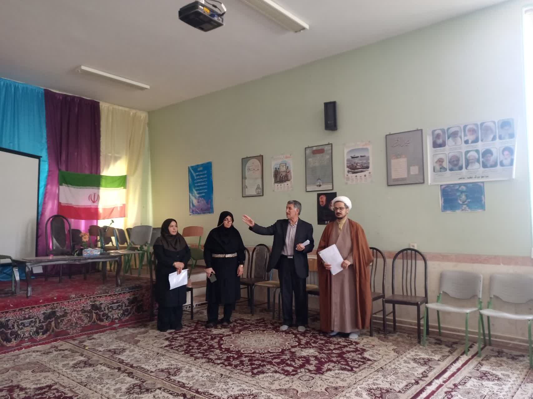 بازدید از نمازخانه های مدارس شهرستان سراب